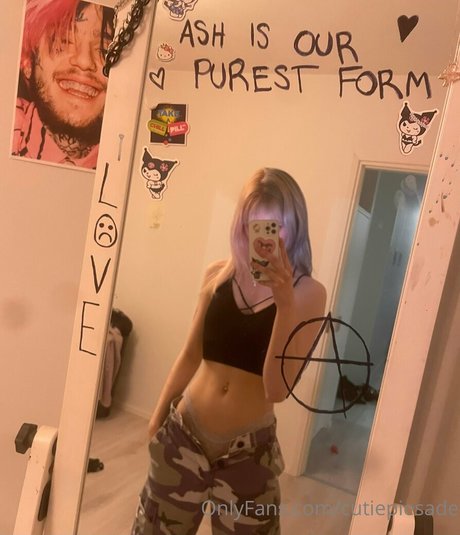 cutiepiesade nude actress photos