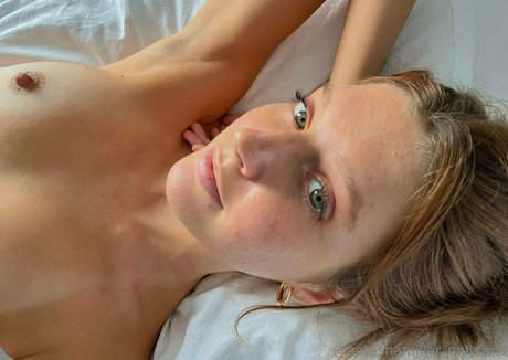 Notashamiller sex model pictures