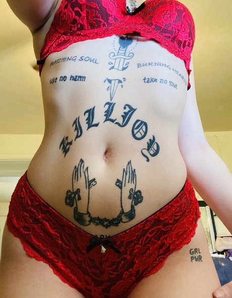 yung cakee model beautiful pictures