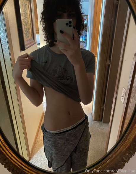 ArabianIliad beautiful model pics