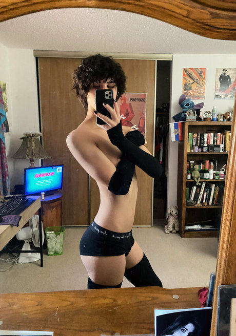 ArabianIliad hot actress image