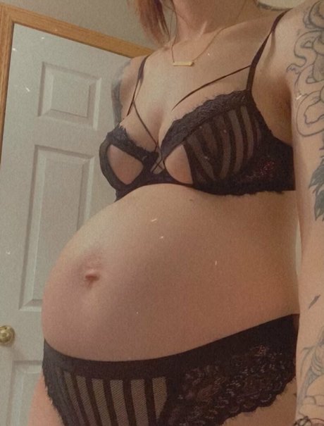 old young lesbian onlyfans beautiful naked gallery