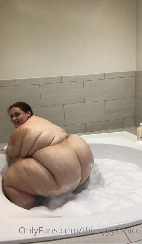 chubby slut onlyfans hot pictures
