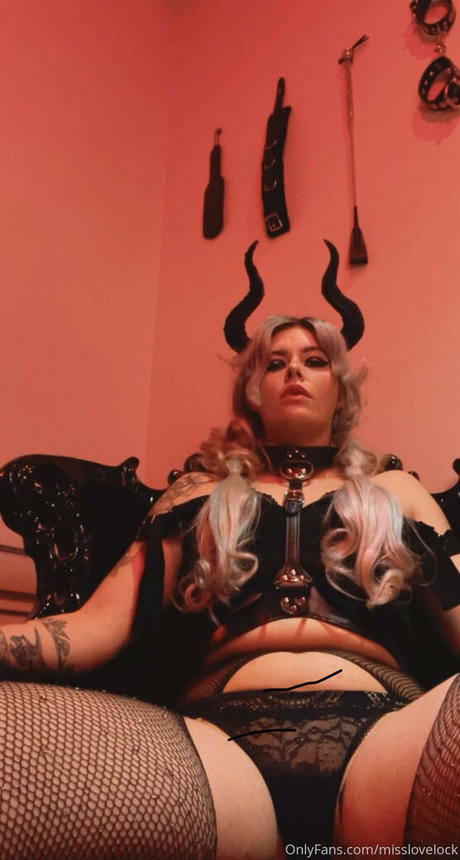 shemale cum in mouth onlyfans naked gallery