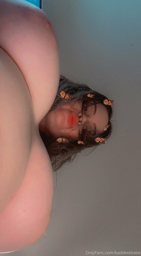 BaddieeBabe adult model pics