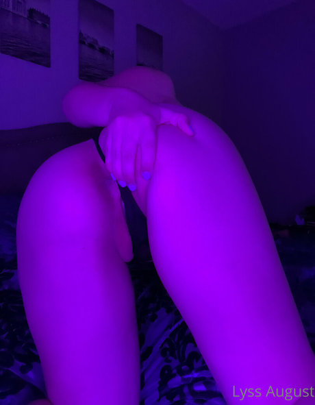 lyssaugust model gallery