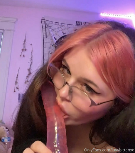 Luvvful pornstar erotic picture