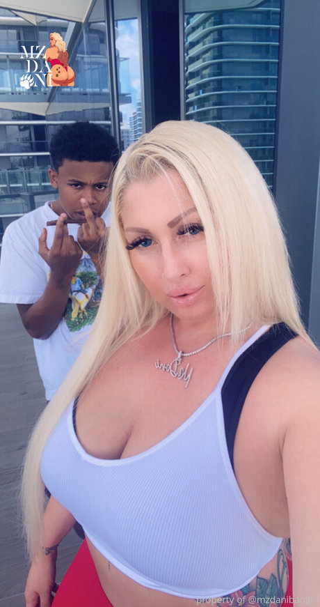 mzdanibadgirl pretty star photo