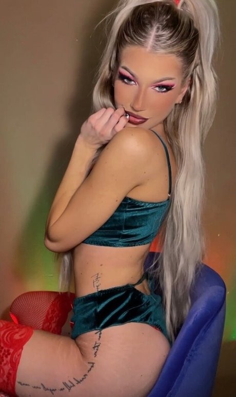 Sydney Angel perfect model picture