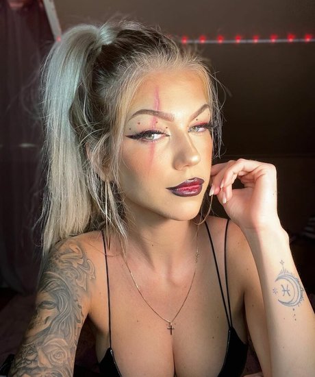 Sydney Angel pornographic actress pictures