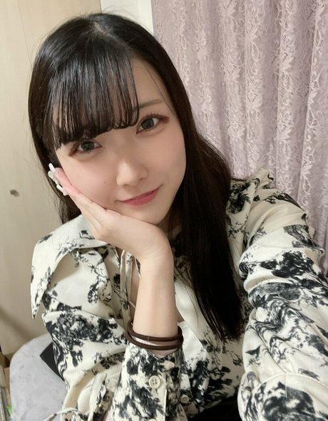 Hikaru Miyanishi model nice pic