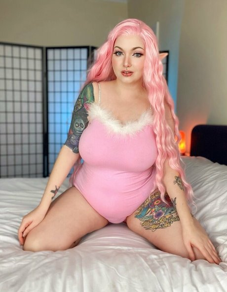 nayrusuicide hot model pics