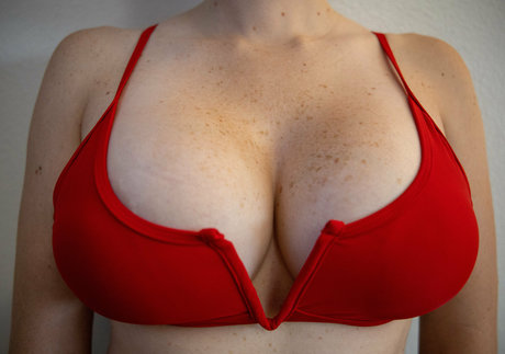 danidoreen star pretty img