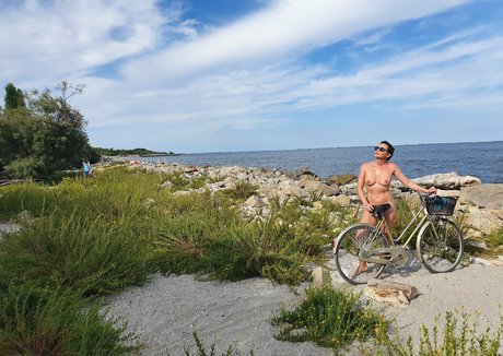 bikini sex onlyfans naked photos