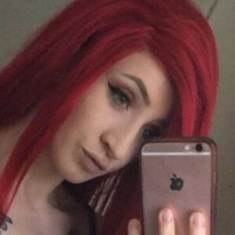 Georgia Taylor model pretty pictures