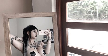 crybabyy19 best star img