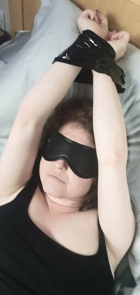 hairy armpits onlyfans sex pic