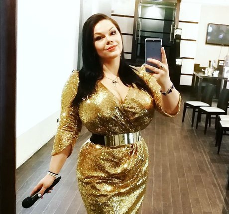 Maria Von Zarring hot actress galleries