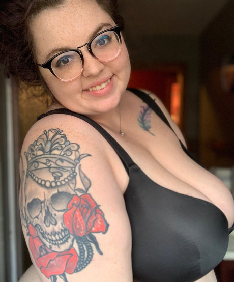 old young lesbian onlyfans hot nude photos