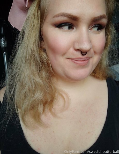 swedishbutterball porn model pic