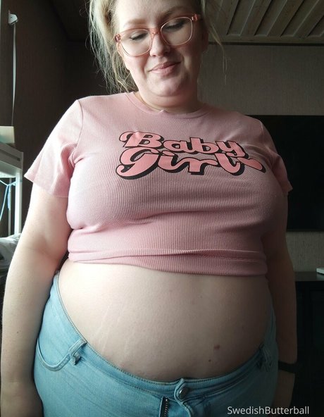 swedishbutterball pretty star photo