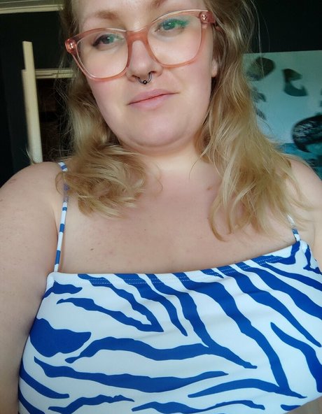 naked onlyfans nudes img