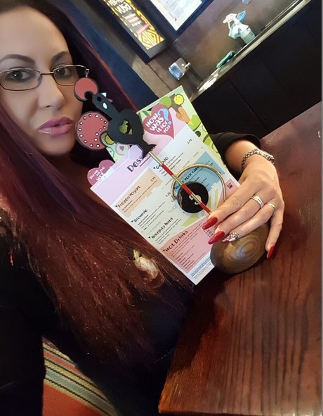 sexyemmabutt model nudes gallery