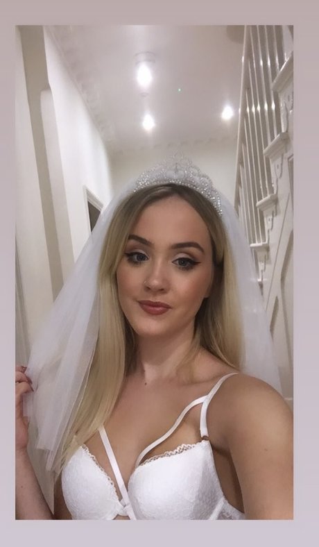 teen lesbian onlyfans hot nude pictures