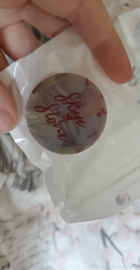 pregnant threesome onlyfans hot nude photo