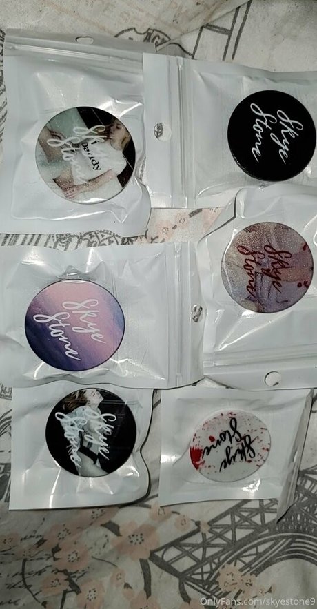 chicks with dicks onlyfans free nude images