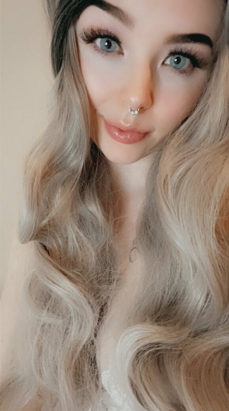 skyestone9 perfect model picture