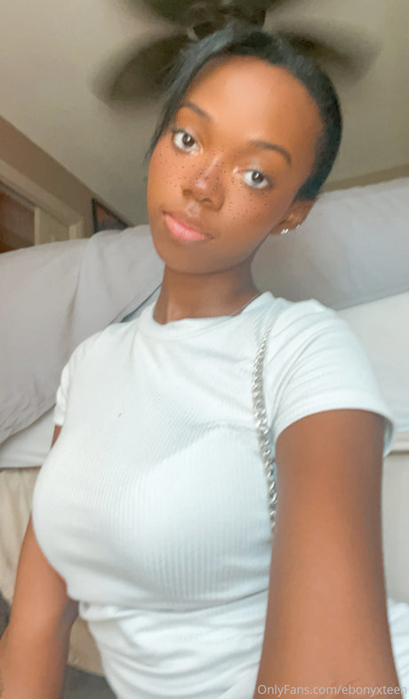 Ebonyxteen pornstar sexy pictures