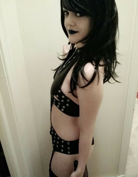 Mirthfulmollywhop model top gallery