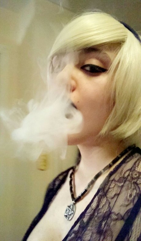 Mirthfulmollywhop hot star image