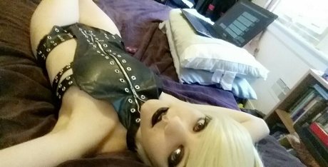 squirt teen onlyfans hot nude photos