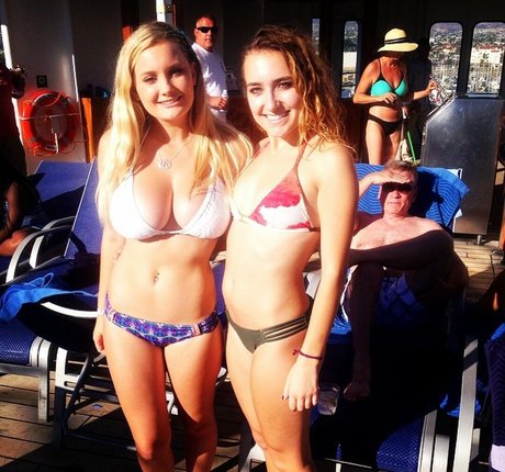 itssbriibitchh model perfect images