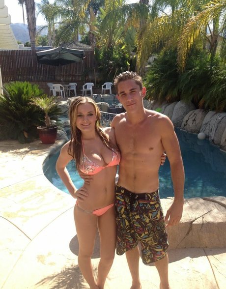 itssbriibitchh hot model pic