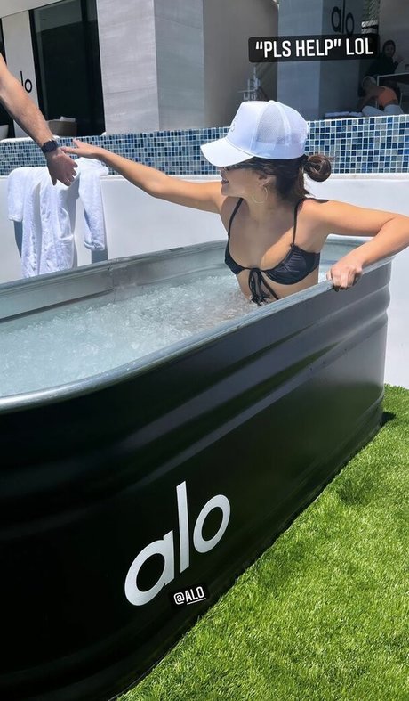 Tessa Brook pornstar perfect picture