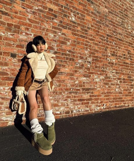 Yu Ling Wu exclusive pornstar archive