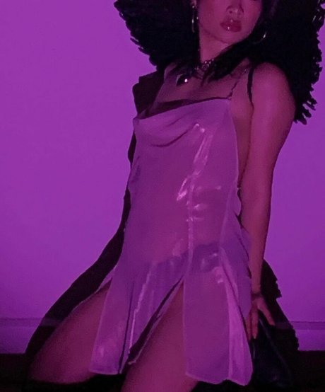 Yu Ling Wu erotic actress images