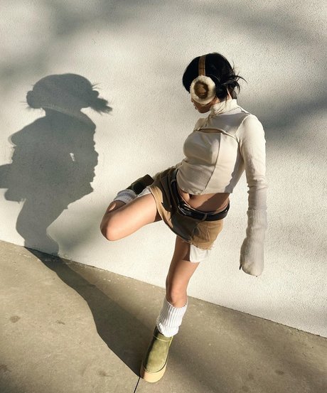 Yu Ling Wu nudes actress photo