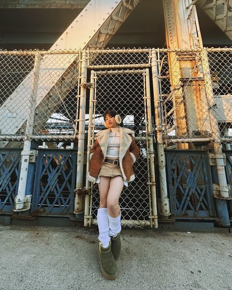 Yu Ling Wu sexy star images