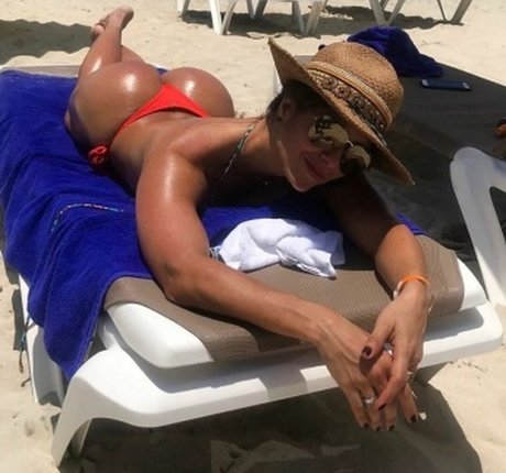 Tatiana Girardi model hd picture