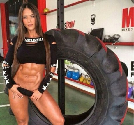 Tatiana Girardi free model archive