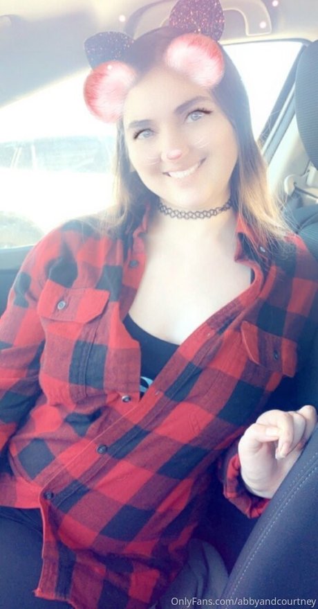 abbyandcourtney star beautiful pictures