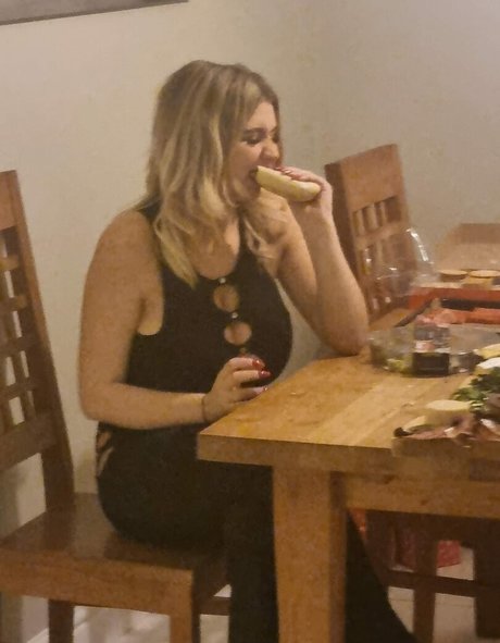 Jazmineblouise erotic model pictures