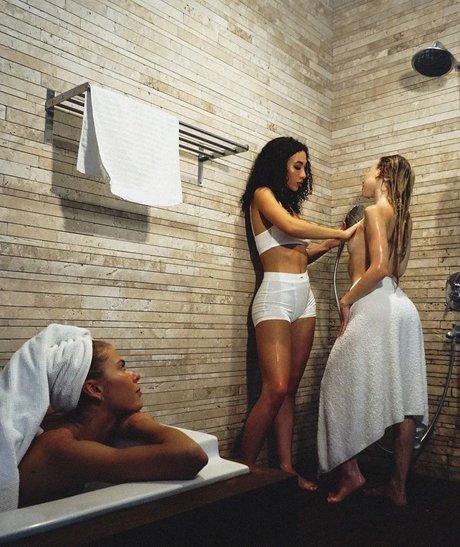 beautiful big boobs onlyfans xxx image