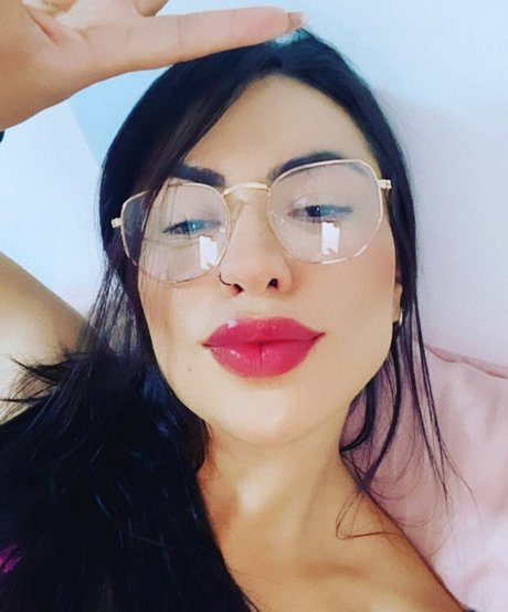 blonde babe onlyfans adult img