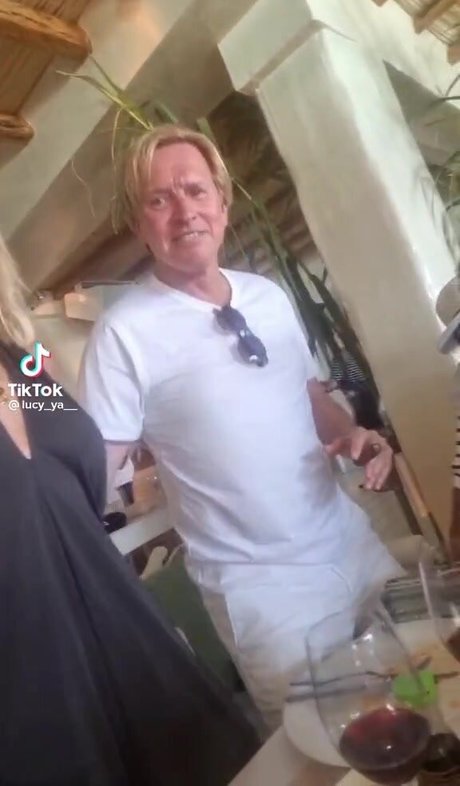 Lucy Ya model hd pics