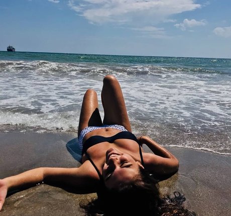 ukraine teen onlyfans adult pic